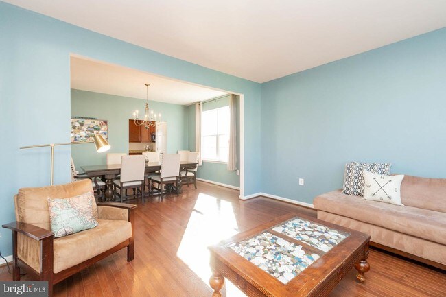 Building Photo - 17670 Cleveland Park Drive