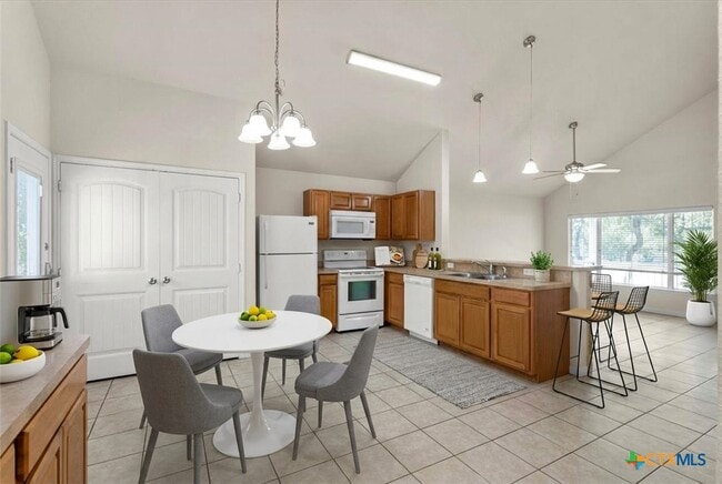 Building Photo - 119 Weatherby Dr