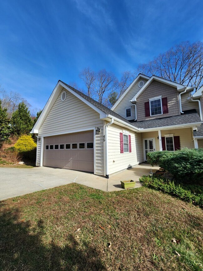 Building Photo - 45 Viera Dr