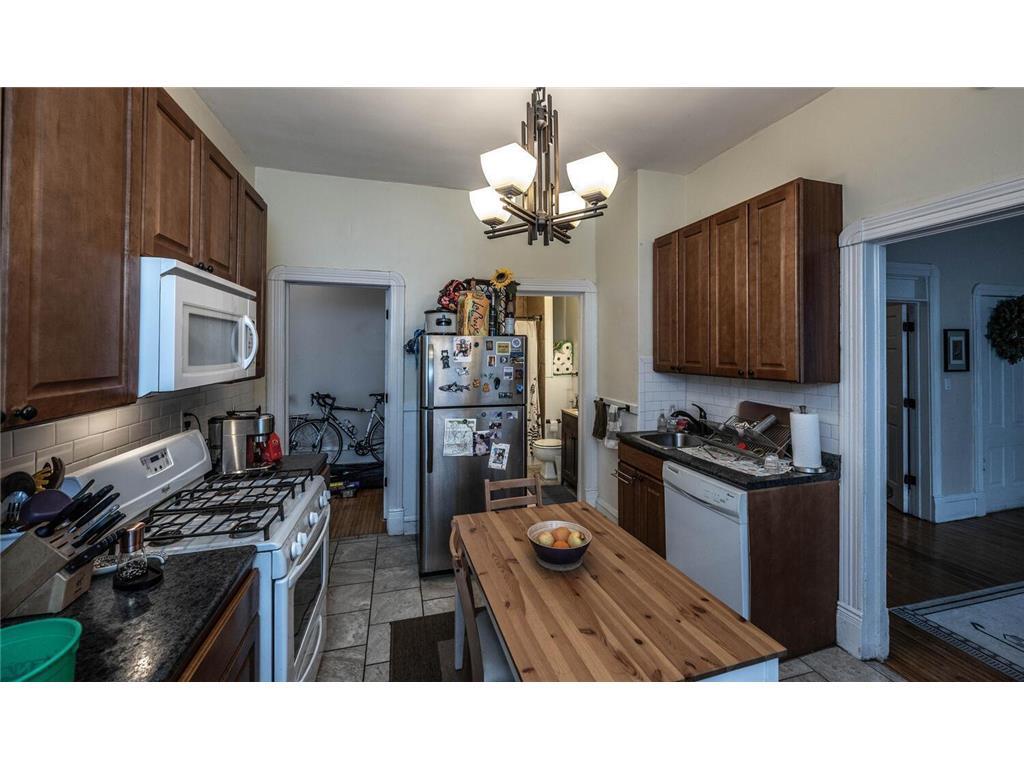 Building Photo - 2019 27th Ave S