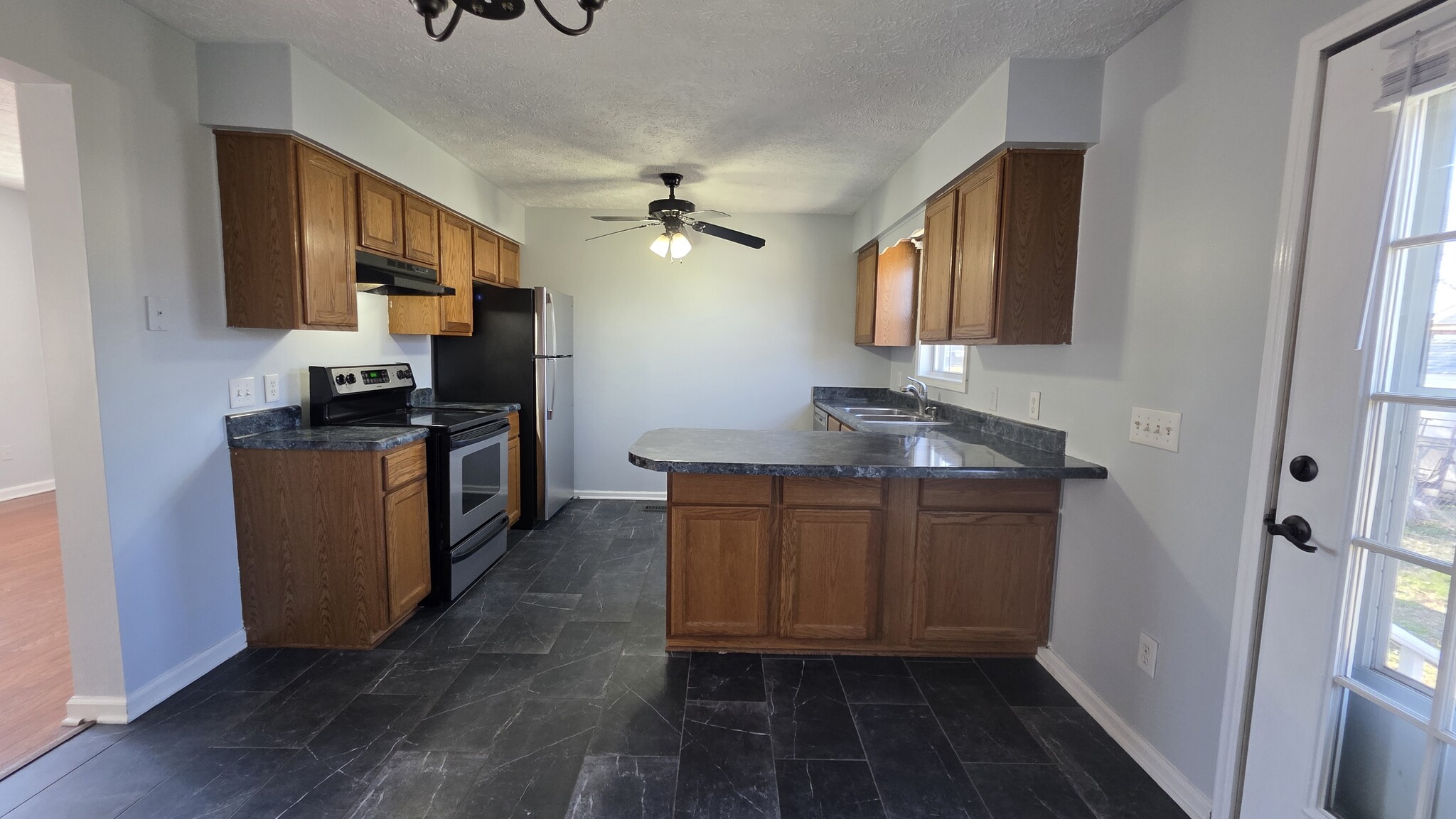 Building Photo - 912 Lyme Brook Ln