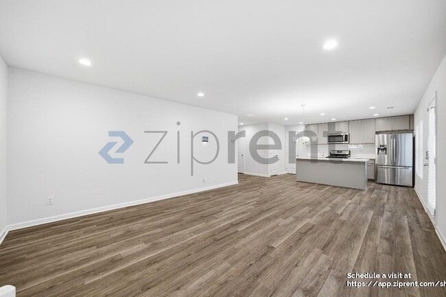 Building Photo - 1127 2nd St NW