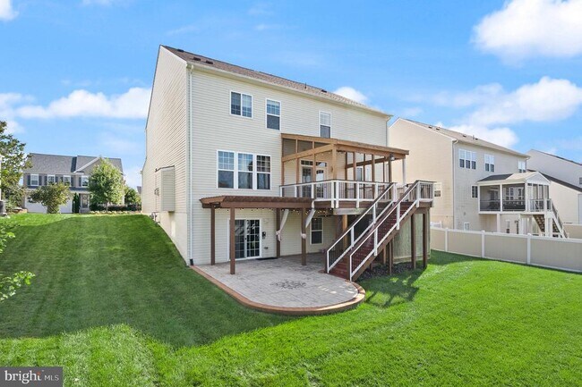 Building Photo - 5666 Spriggs Meadow Dr