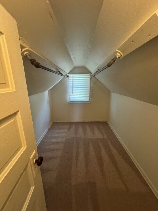 Building Photo - 500 S Lincoln St