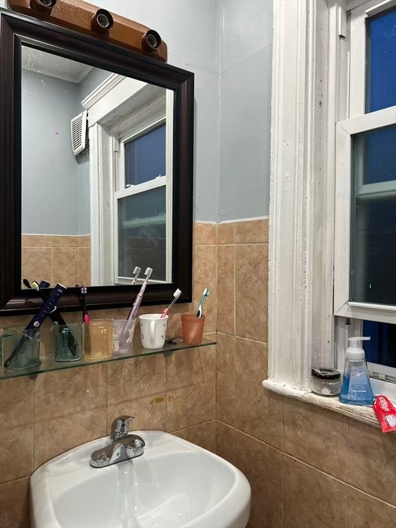 Building Photo - 10 Faxon Rd