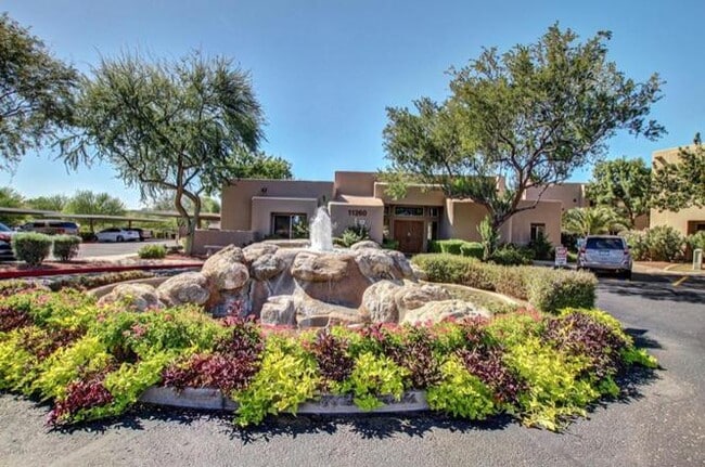 Building Photo - 11260 N 92nd St