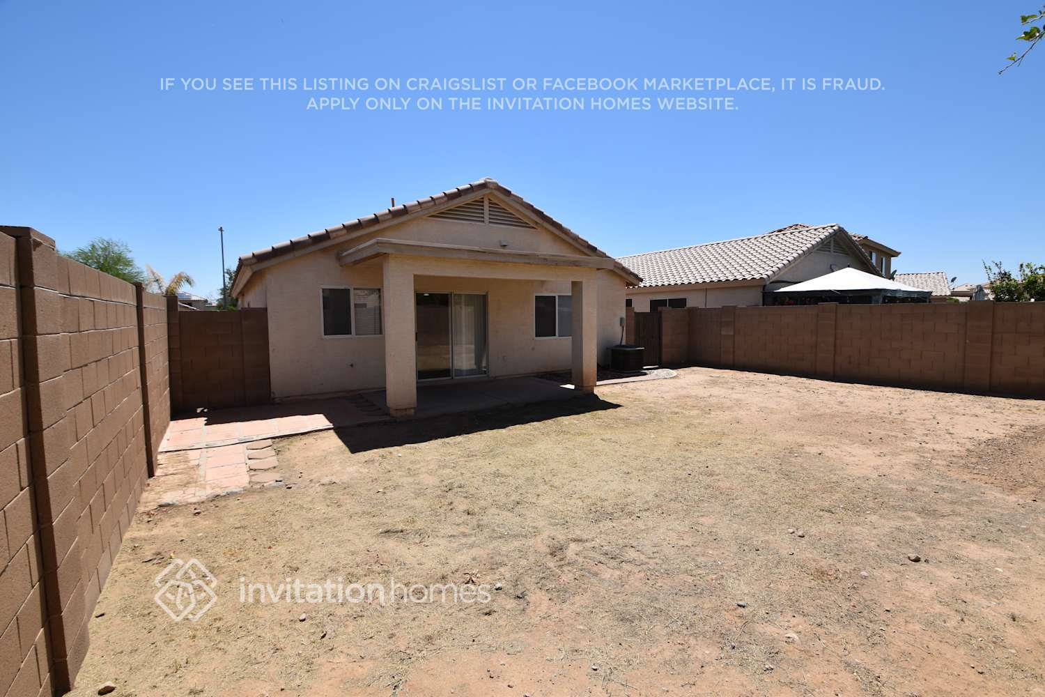 Building Photo - 12018 W Aster Dr