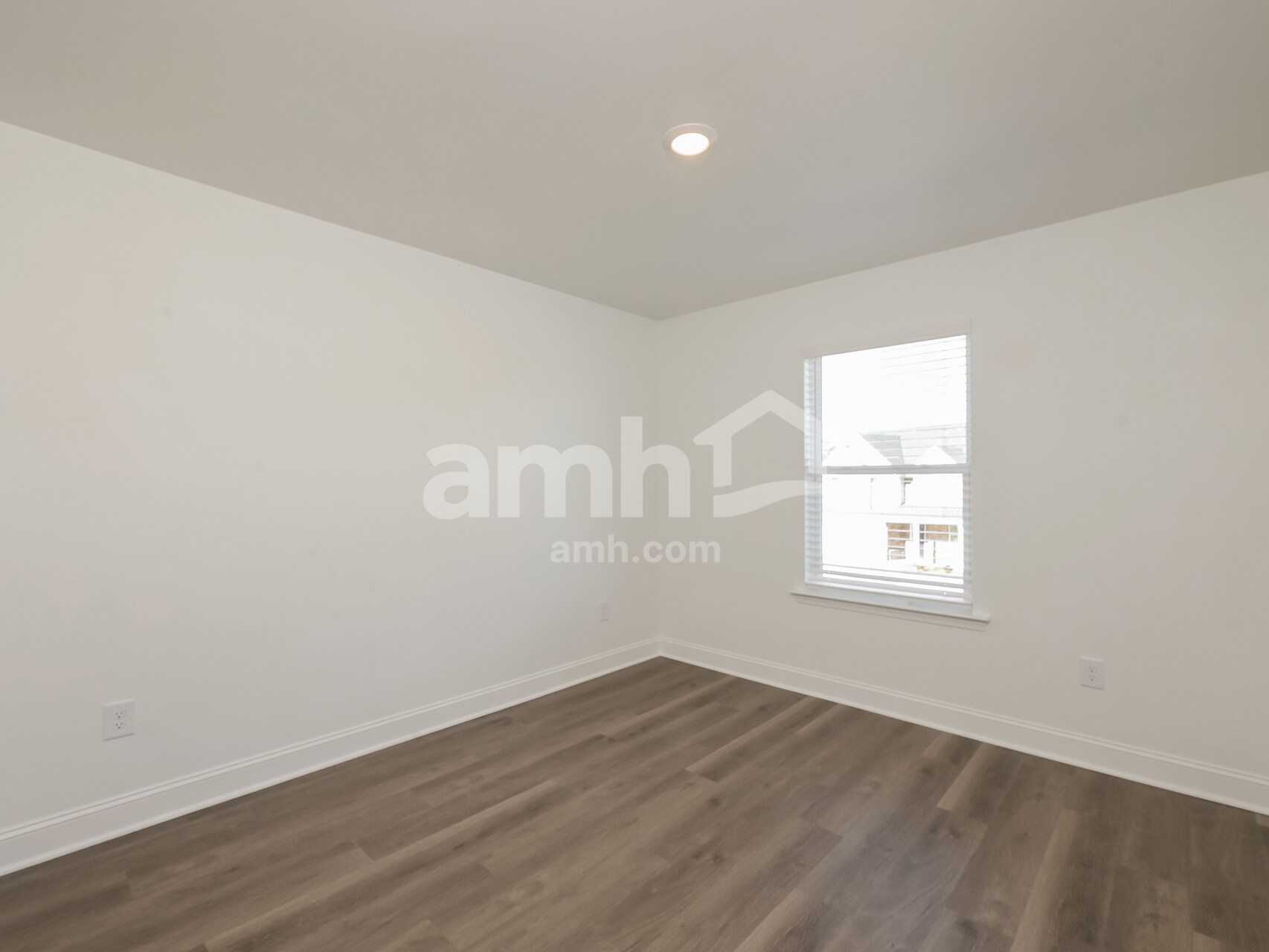 Building Photo - 1539 Aquamarine Dr