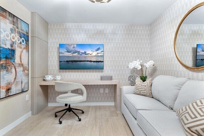 Building Photo - 1116 N Ocean Blvd