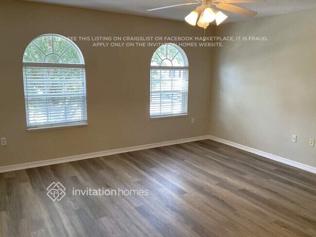 Building Photo - 3859 Sunset Cove Dr