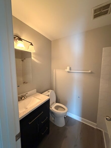 Building Photo - 1593 Cornell Pl