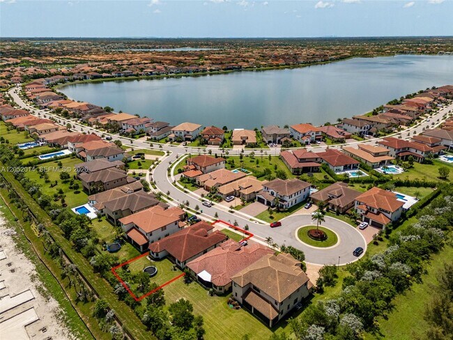 Building Photo - 12835 Bayside Ct