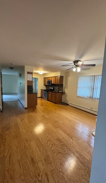 Kitchen - 1922 N 18th Ave