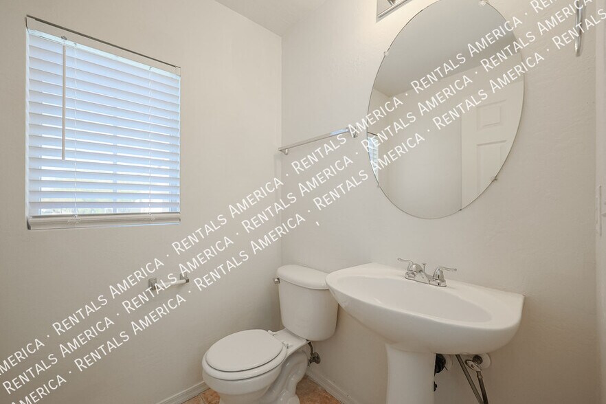 Building Photo - 35005 N 30th Dr