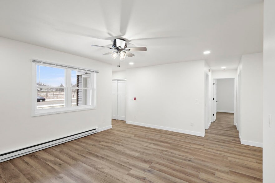 Building Photo - 509 S Perry Parkway