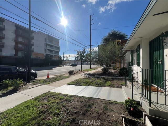 Building Photo - 3501 W Alameda Ave