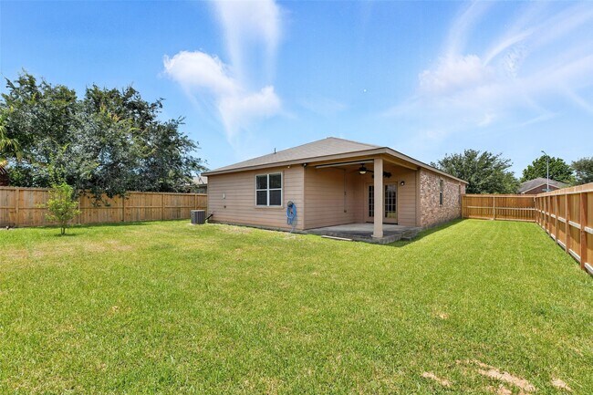 Building Photo - 737 Grassy Knoll Ln