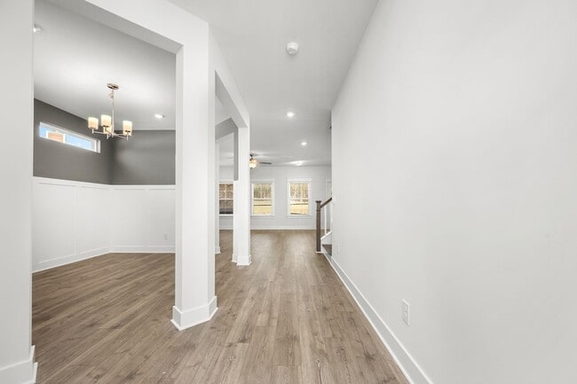 Building Photo - 2626 Unitas Dr