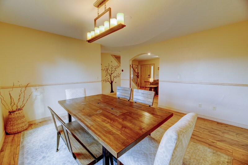 Building Photo - 370 Kelhi Ct