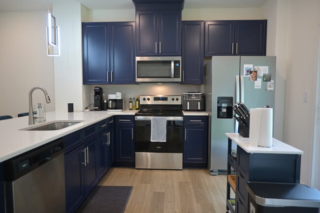 Building Photo - 3096 Spline Cir