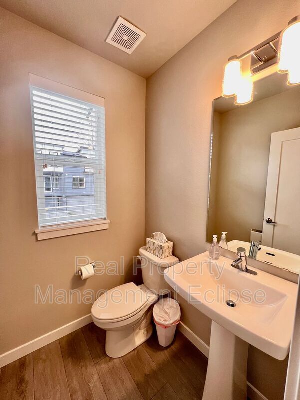 Building Photo - 3123 148th St SW