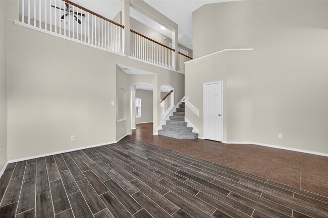 Building Photo - 5006 Mossy Bridge Dr