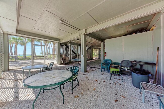 Building Photo - 7520 Manasota Key Rd