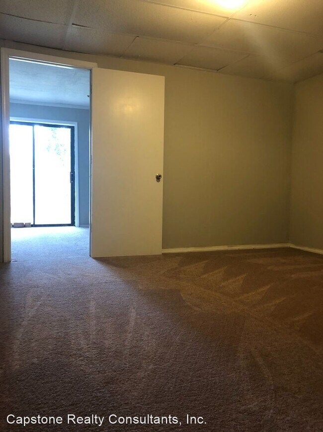 Building Photo - 325 Mar-Don Hills Ct