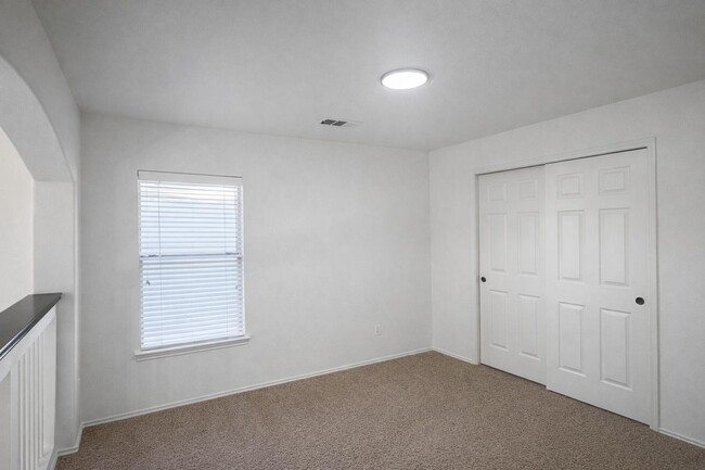 Building Photo - 16519 Cypress Pelican Dr