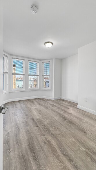 Building Photo - 97 Reservoir Ave