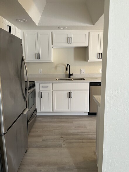 Building Photo - 2959 N 68th Pl