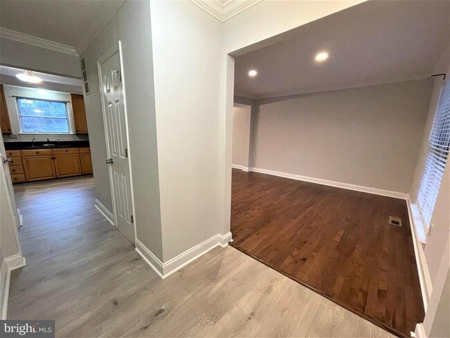 Building Photo - 17626 Longview Ln