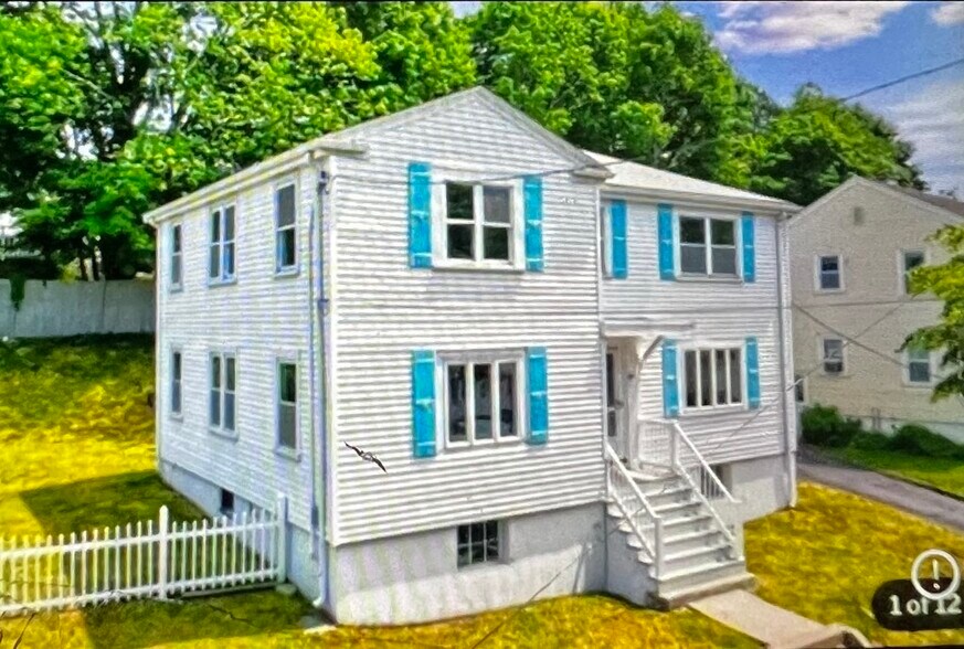 Building Photo - 30 Bateman St