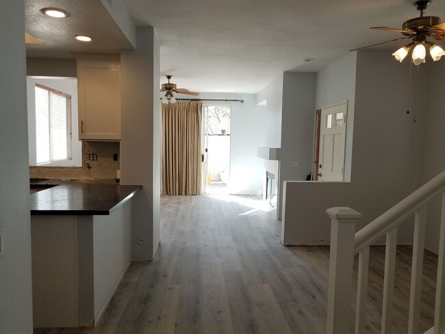 Building Photo - Nicely Renovated Home in Gated Community -...