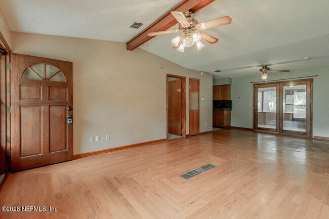 Building Photo - 4523 Chipmunk Rd