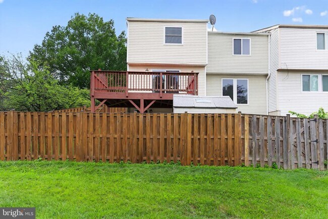 Building Photo - 8700 Calvert Cliff Ct