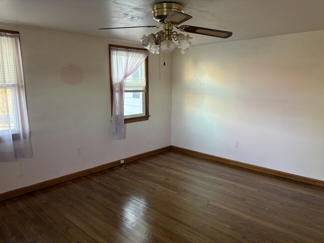 Bedroom 1 has walk in closet not pictured - 1059 Butlers Park Rd