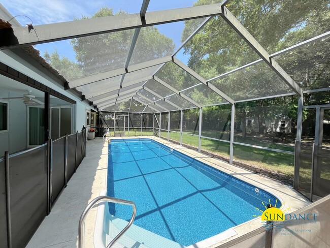 Building Photo - Sparkling Pool Oasis 3 Bedroom + Flex Spac...