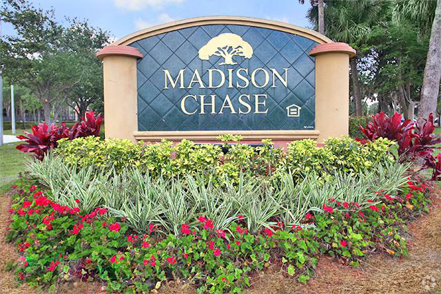 Primary Photo - Madison Chase Apartments