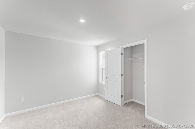 Building Photo - 106 Savannah Lks Blvd