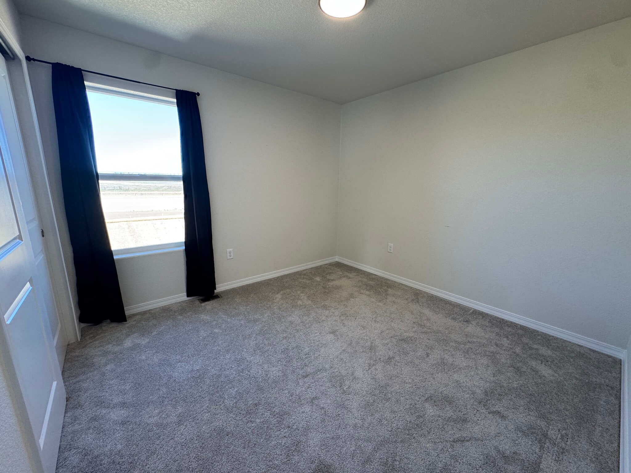 Building Photo - 5011 Amazonite Dr