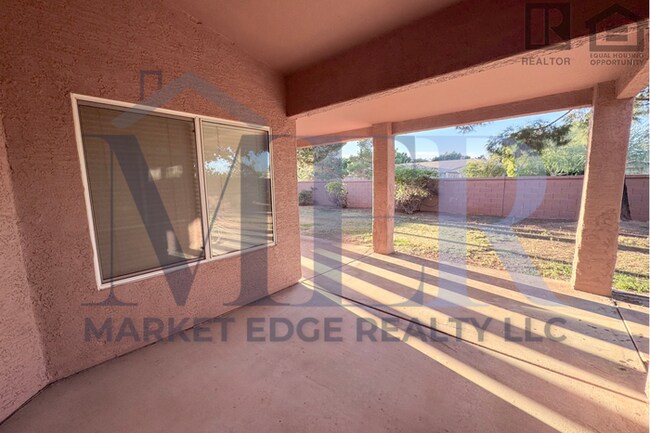 Building Photo - 4Bed/2.5Bath Home at Deer Valley Rd/67th Ave! $399 MOVE-IN SPECIAL! Ready for Immediate Move-In!