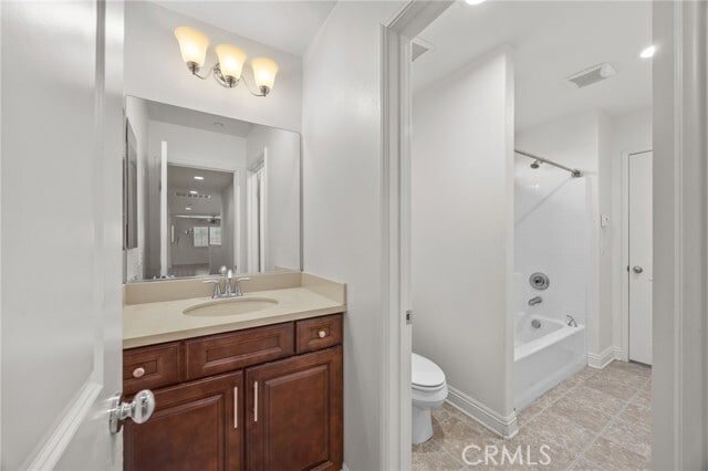 Building Photo - 6894 Tourmaline Dr