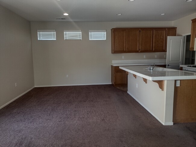 Building Photo - 8256 Triplett Ln