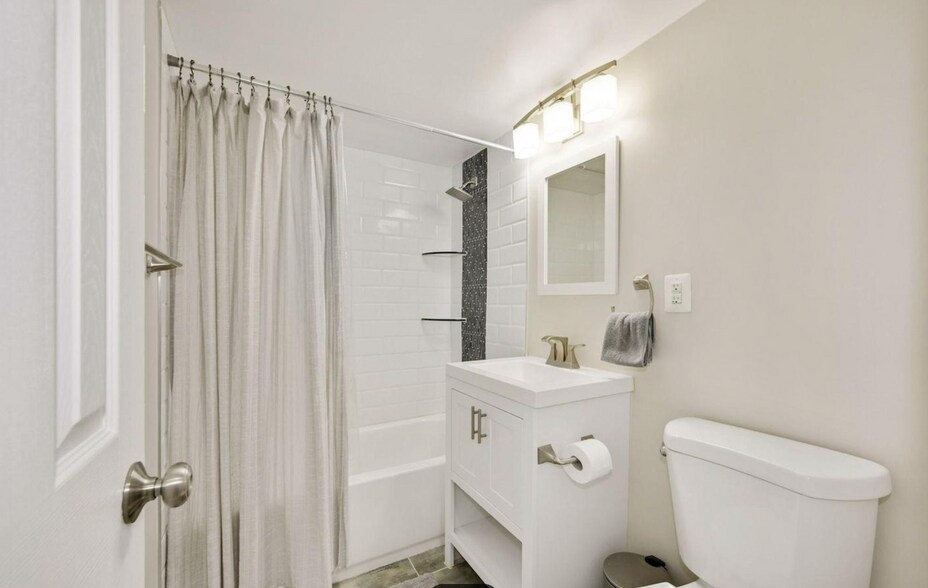 Updated bathroom! - 240 M St SW