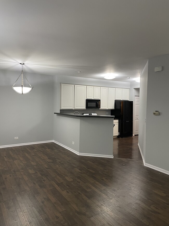 Kitchen/Dining - 649 Arbor Cir