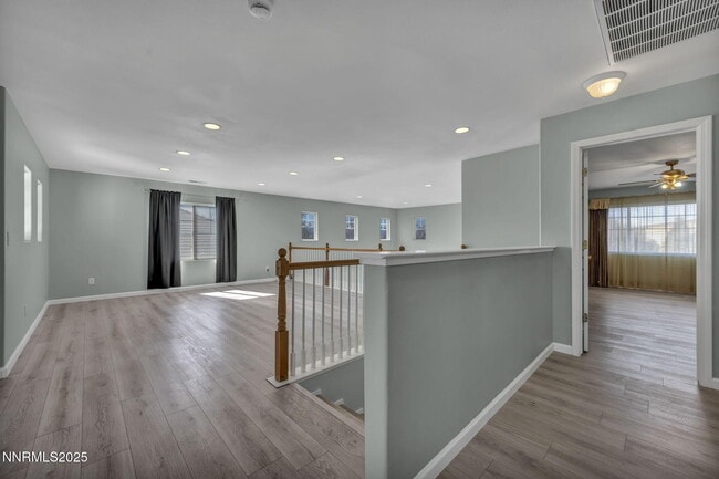 Building Photo - 2641 Venezia Dr