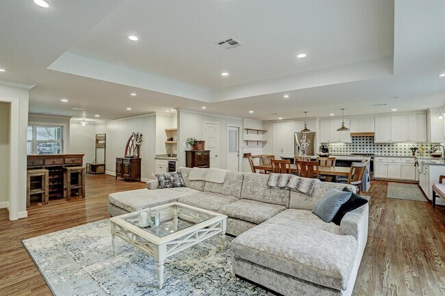 Building Photo - 2611 Tannehill Dr