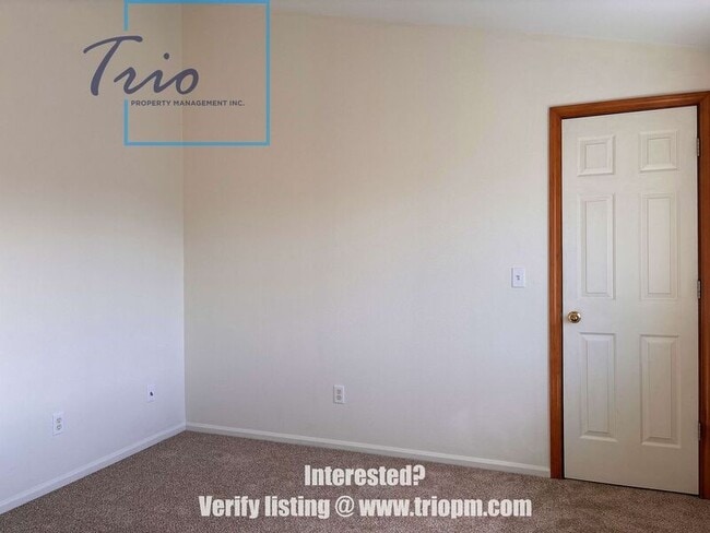 Building Photo - 457 Autumn Ave