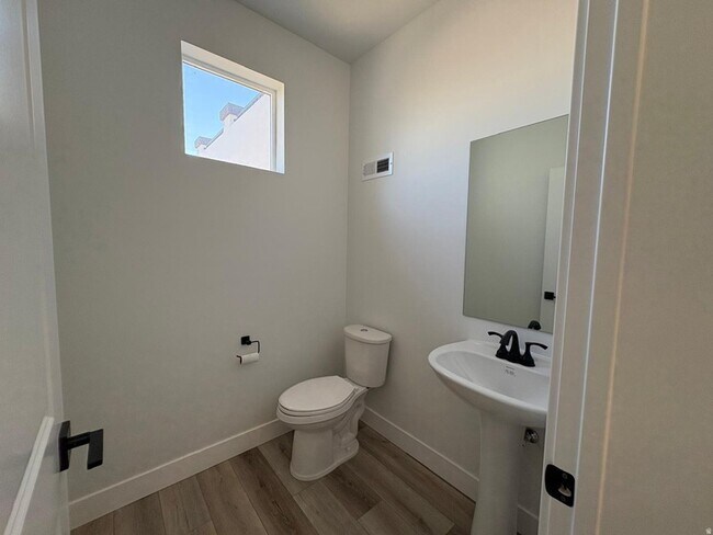 Building Photo - 6134 Red Sand Ln